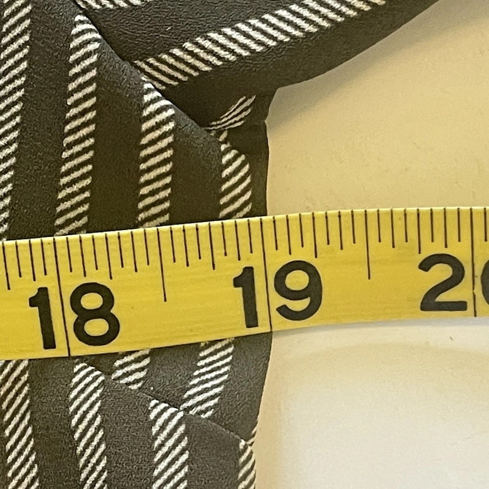 Maurice's XS Green Cream Striped Blouse Roll Tab Sleeve Button In Front‎ Pocket - Picture 8 of 9